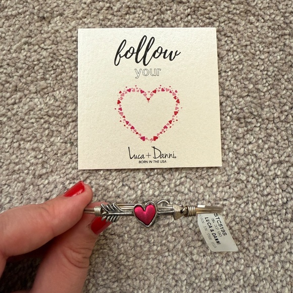 NWT Luca + Danni Follow Your Heart Red Cupid’s Arrow Silver Bangle Bracelet - Picture 1 of 2
